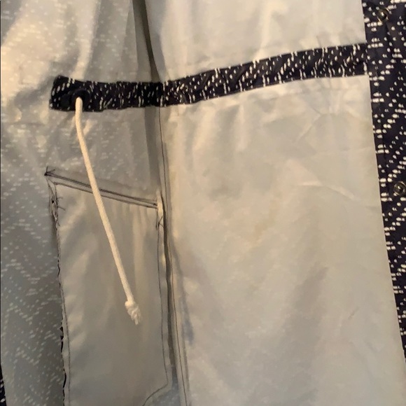 Silver Icing Rain Coat - Picture 7 of 8